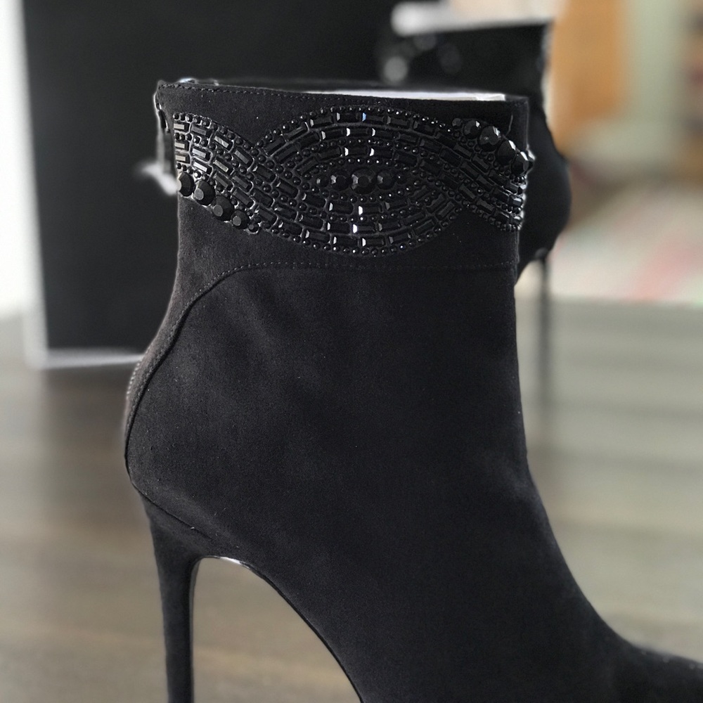 Nina
Derika Booties - Picture 6 of 8